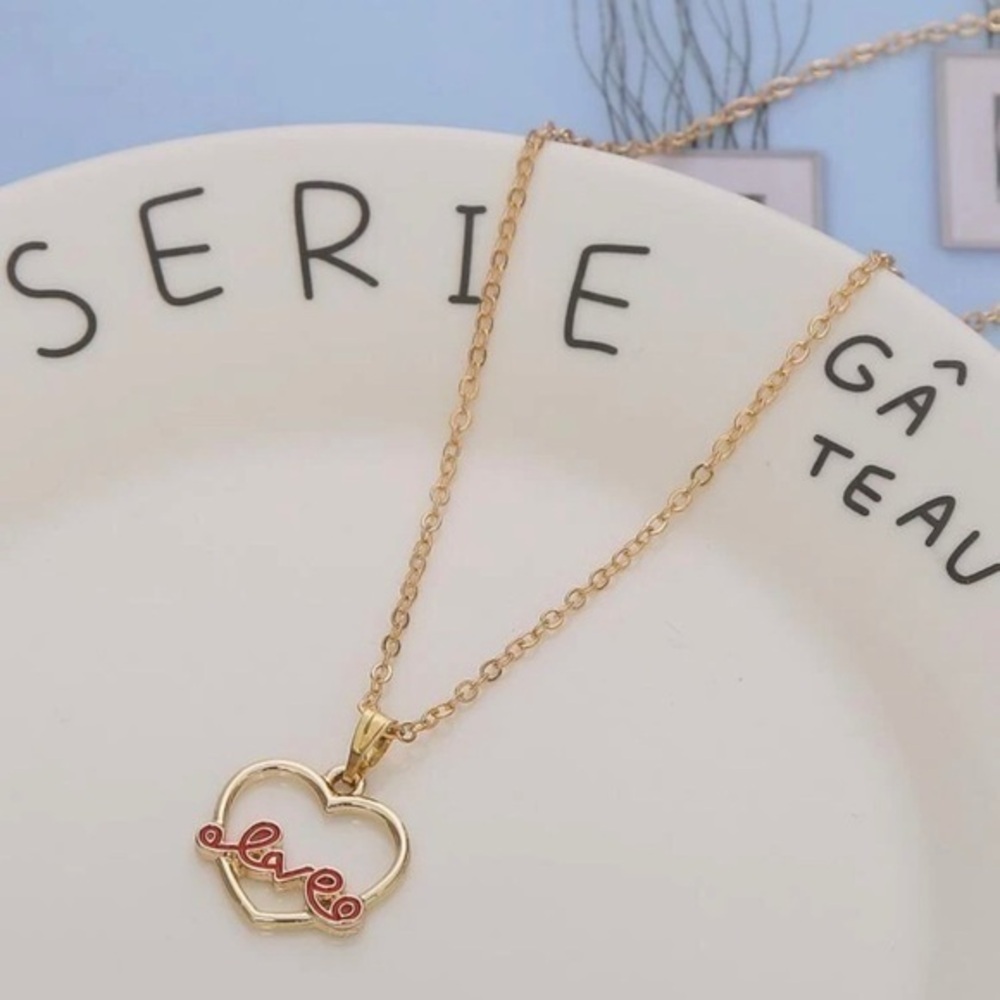 3/$30 💛 Love Necklace